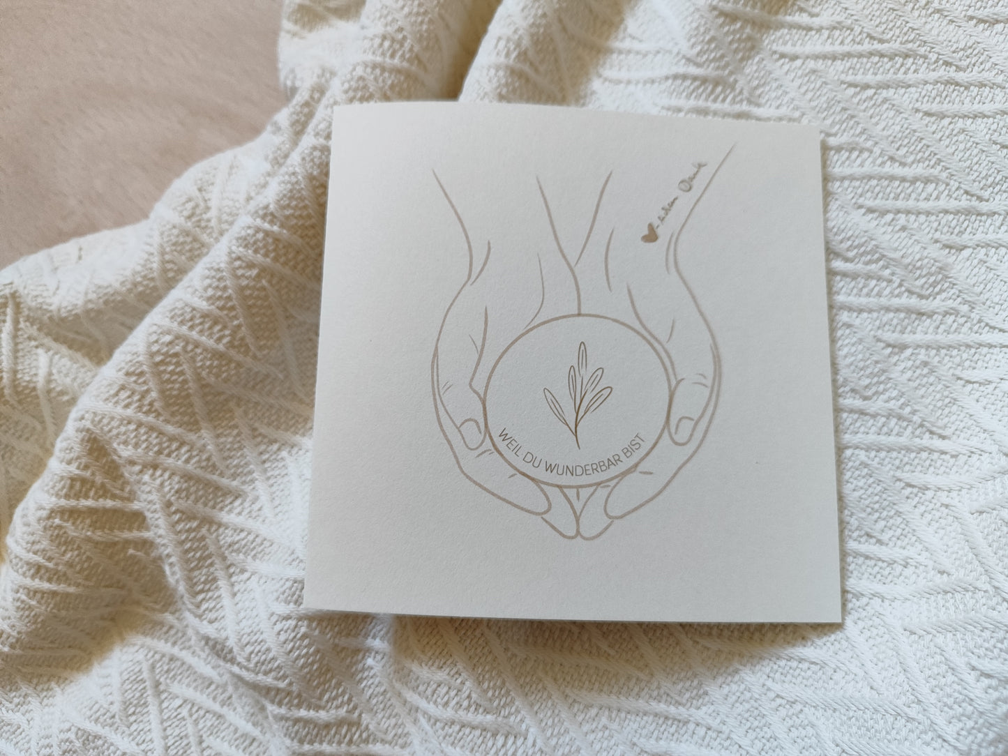 HÄNDE Outline