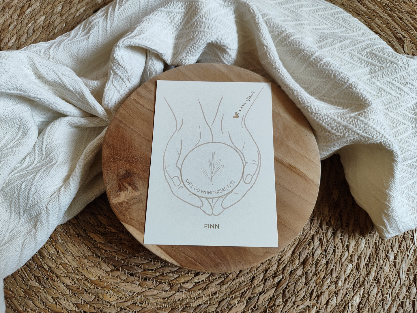 HÄNDE Outline