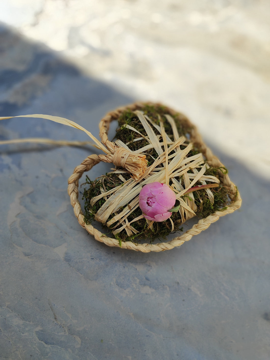 Herz Blumenschmuck PFINGSTROSE & MOOS