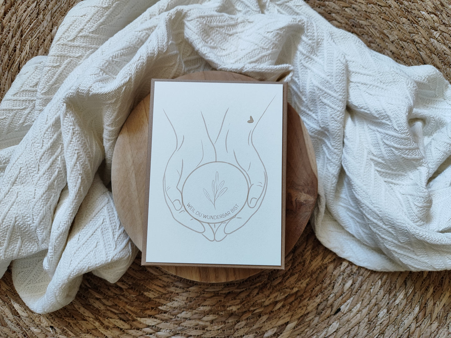 HÄNDE Outline