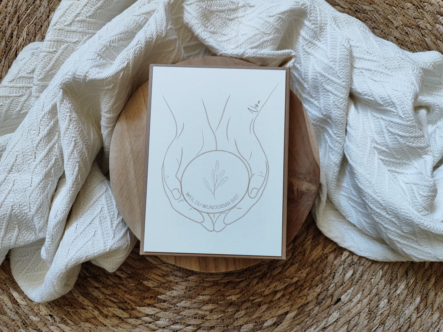 HÄNDE Outline